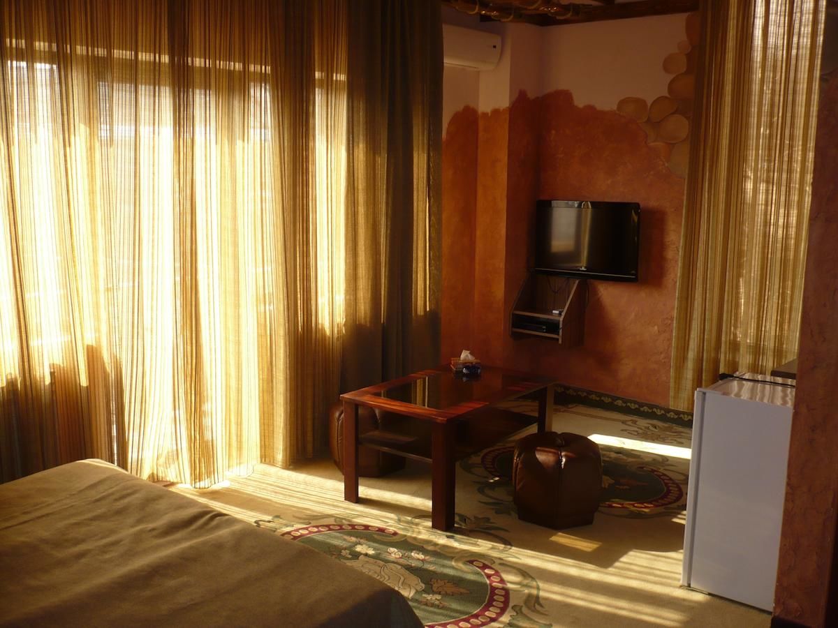 Отель Mayisyan Kamurdj Hotel Иджеван-38